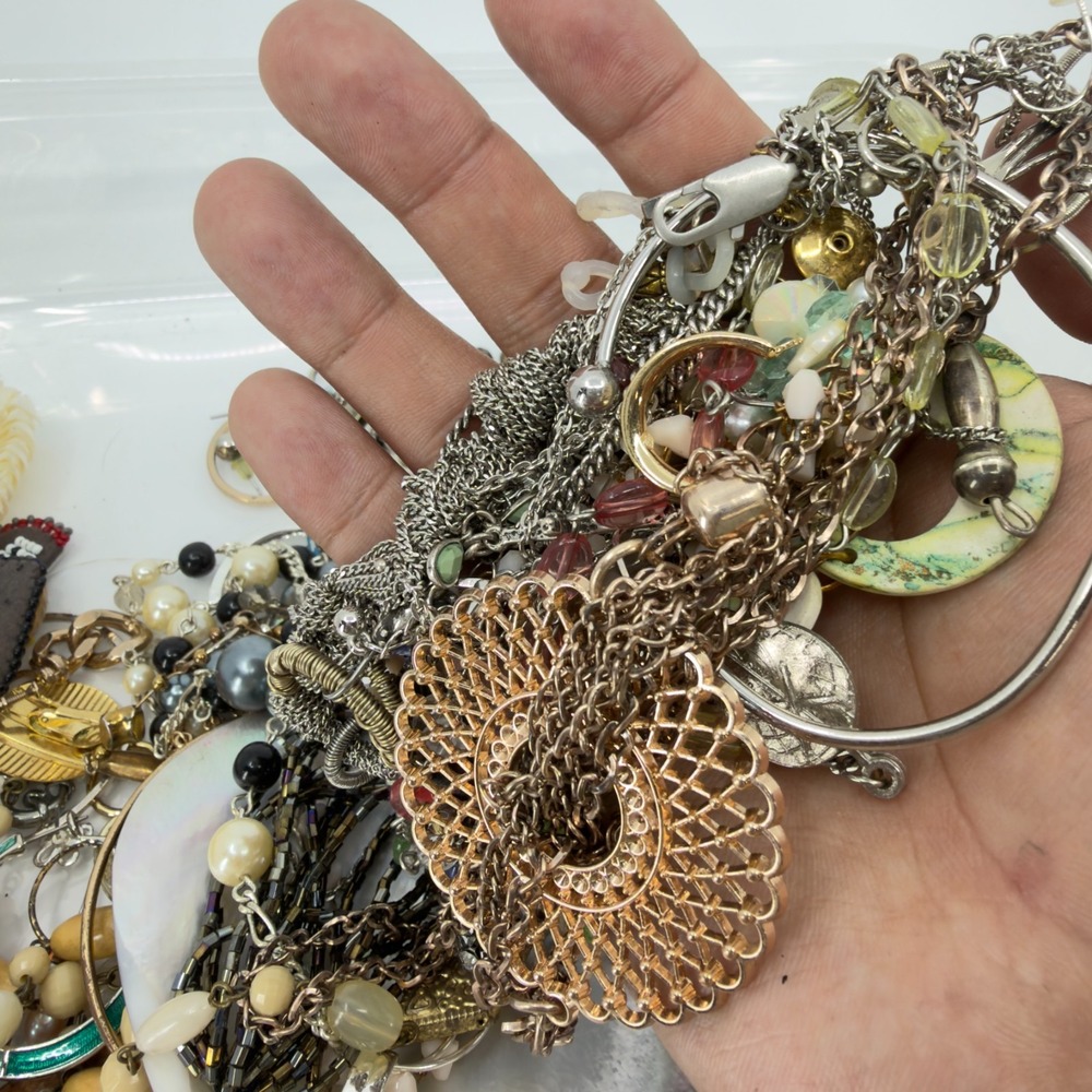 Craft Beading Jewelry Lot Mixed Costume Pieces DIY Upcycle Repair Supplies - Picture 13 of 16